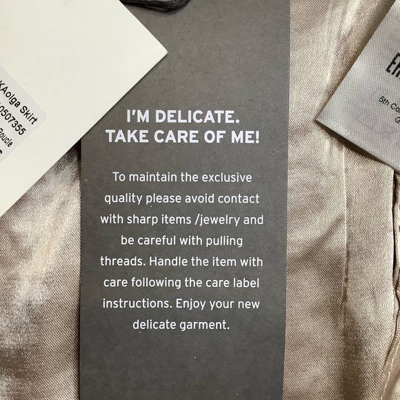 KAFFE Regatta/White Boucle Tweed Pencil Skirt Size 36 - Picture 13 of 15